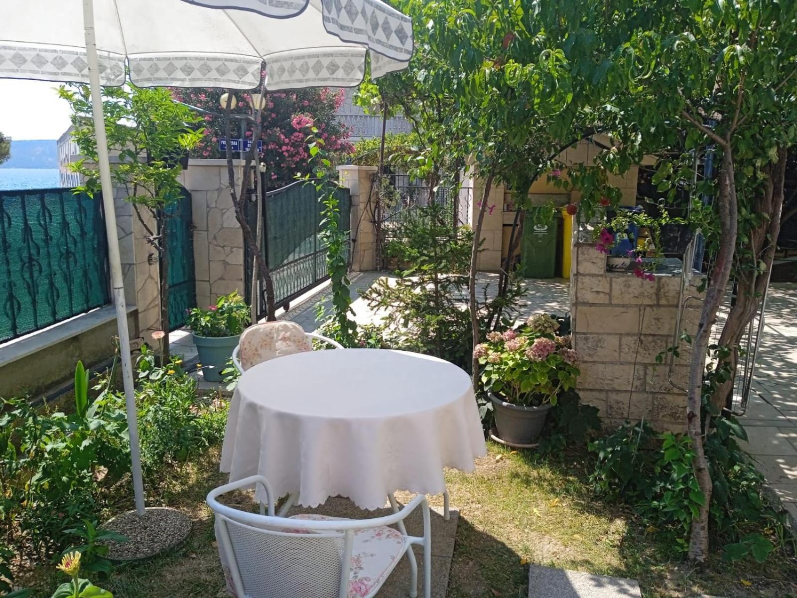 Pelivan Apartments Kaštela Quarto foto
