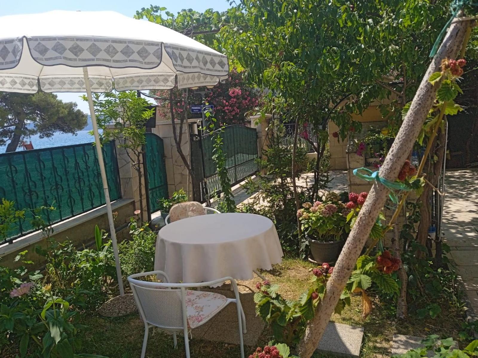 Pelivan Apartments Kaštela Quarto foto